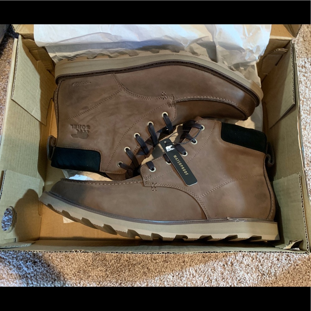 14 SOREL moc toe chukka boot waterproof
